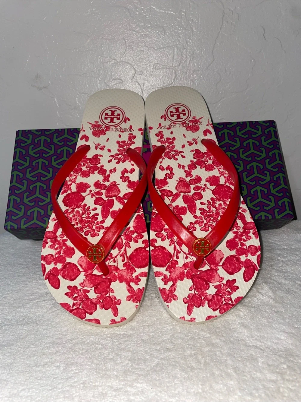 New! Tory Burch Floral Flip Flop Sandals in Chili Pepper Size 8-with Box
